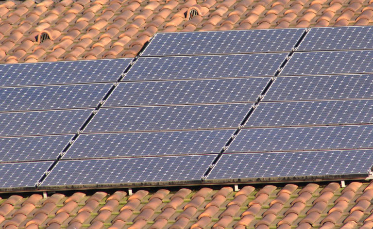 Photovoltaik-Panels-607251_1280_Ausschnitt